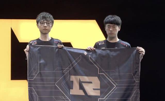 它带来了希 它带来了希