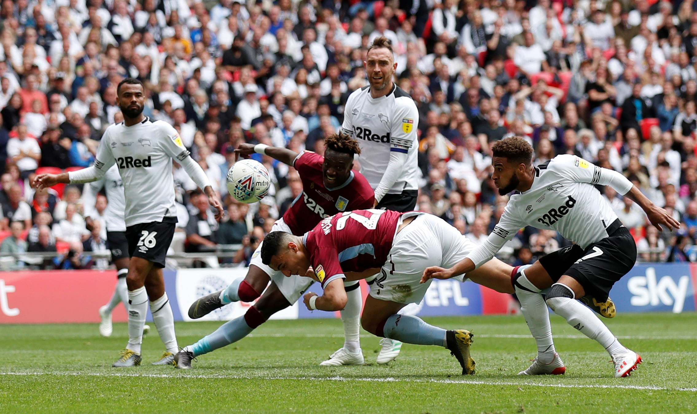 广东东阳光掀翻浙江方兴渡，莫兰德率队胜出！